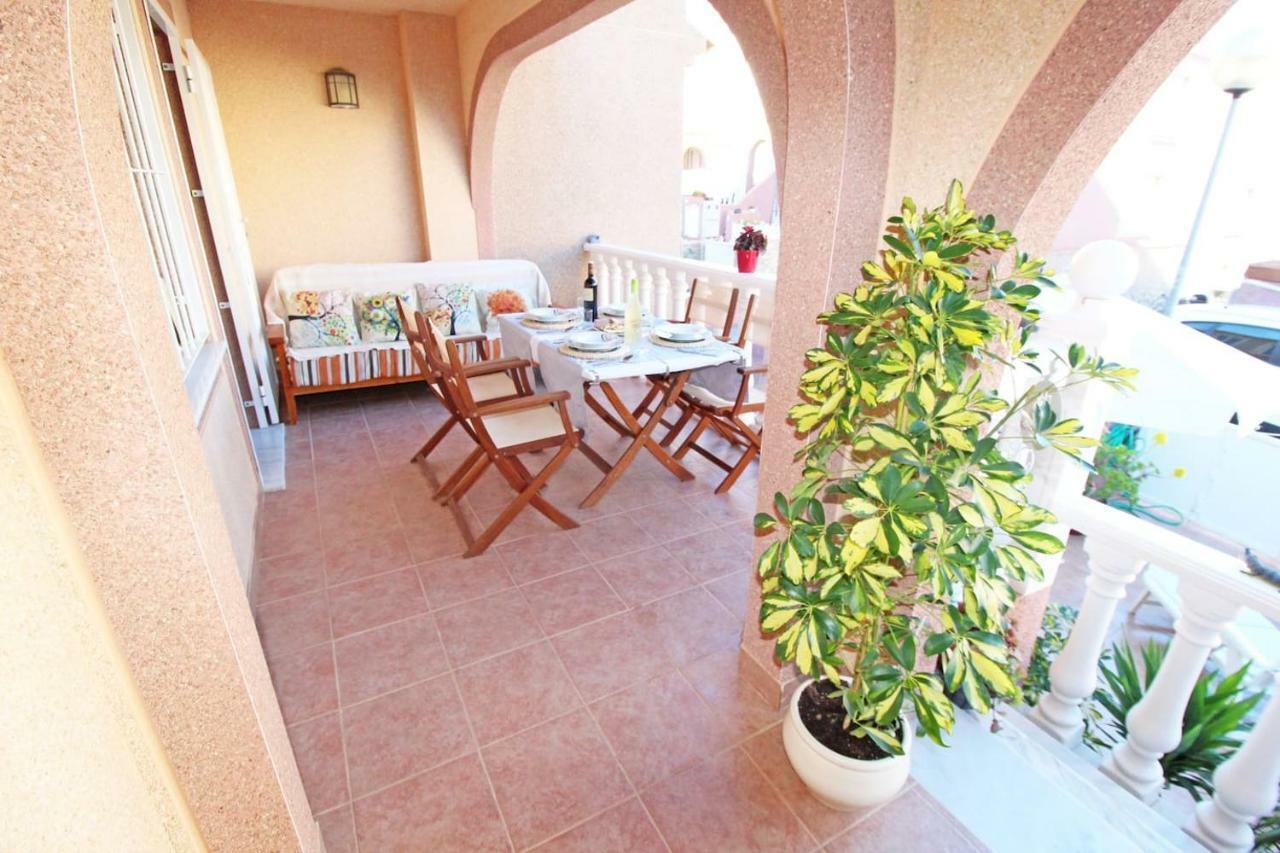 Bungalow Con Terraza, Piscina Y Vistas Al Mar 格兰阿利坎特 外观 照片